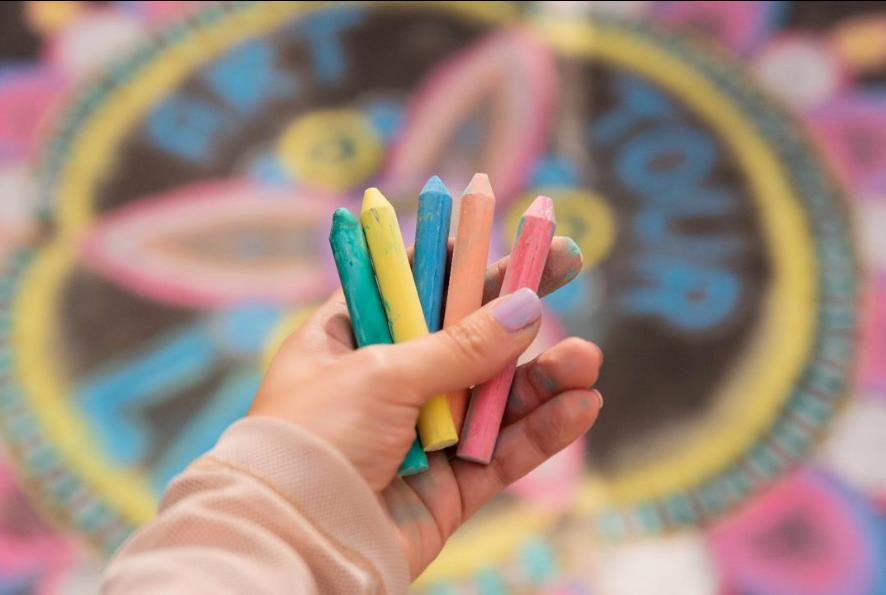 Mandala Callejero murales en tiza